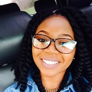 Meet your Posher, Abby